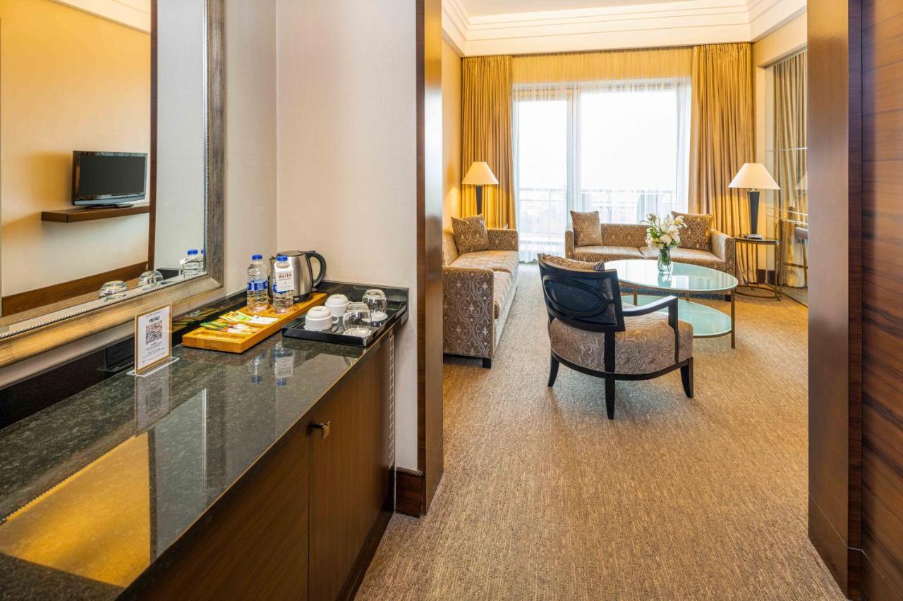 ホテル Bb チェリキ パレス ブルサ エクステリア 写真 A suite at the hotel