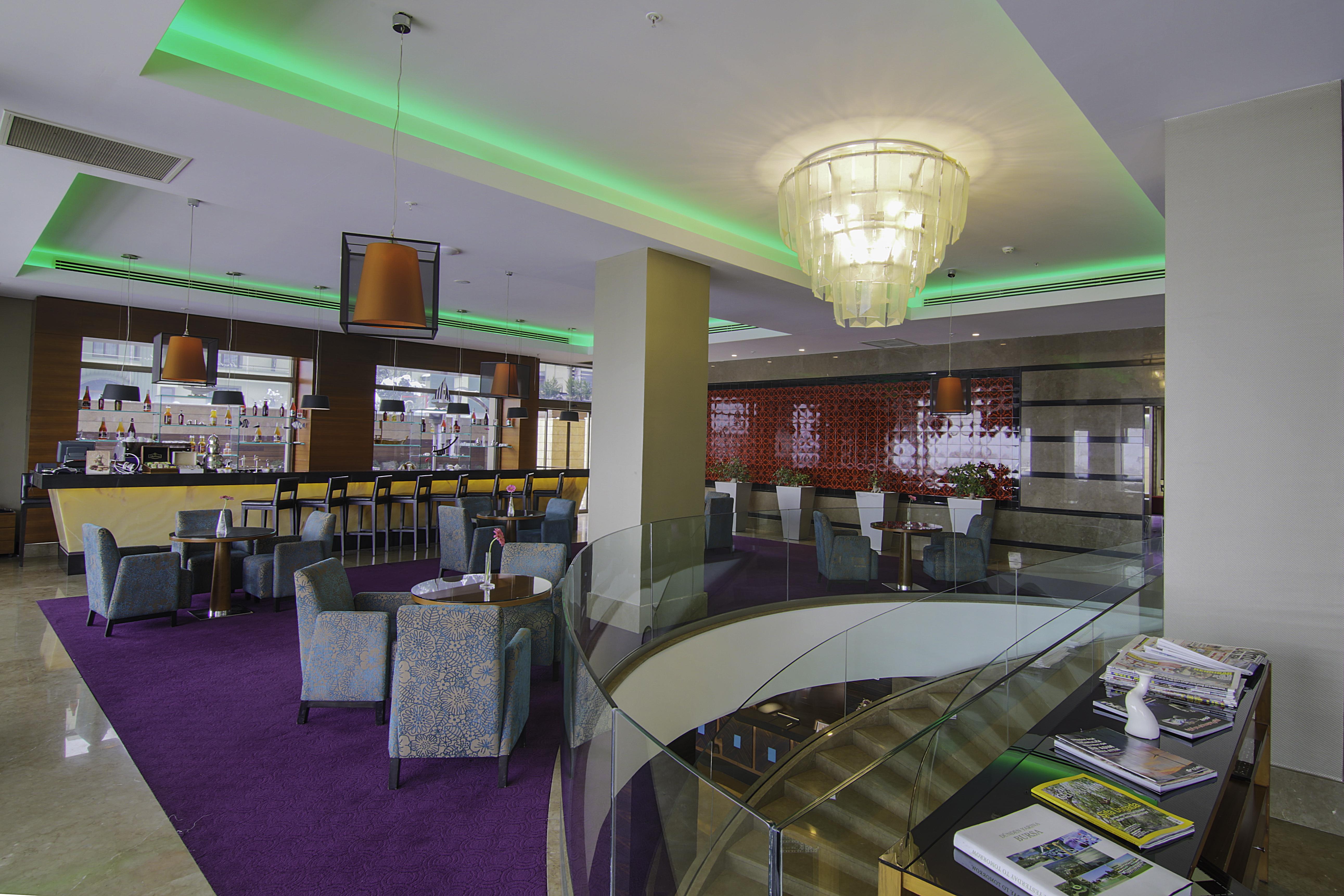 ホテル Bb チェリキ パレス ブルサ エクステリア 写真 The bar at the hotel